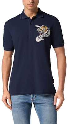 PHILIPP PLEIN SS24 Polo Azul con Estampado de Calavera Animal. FADC-MTK7393-PJY002N-02 Lookbook PHILIPP PLEIN SS24 Polo Azul con Estampado de Calavera Animal. FADC-MTK7393-PJY002N-02