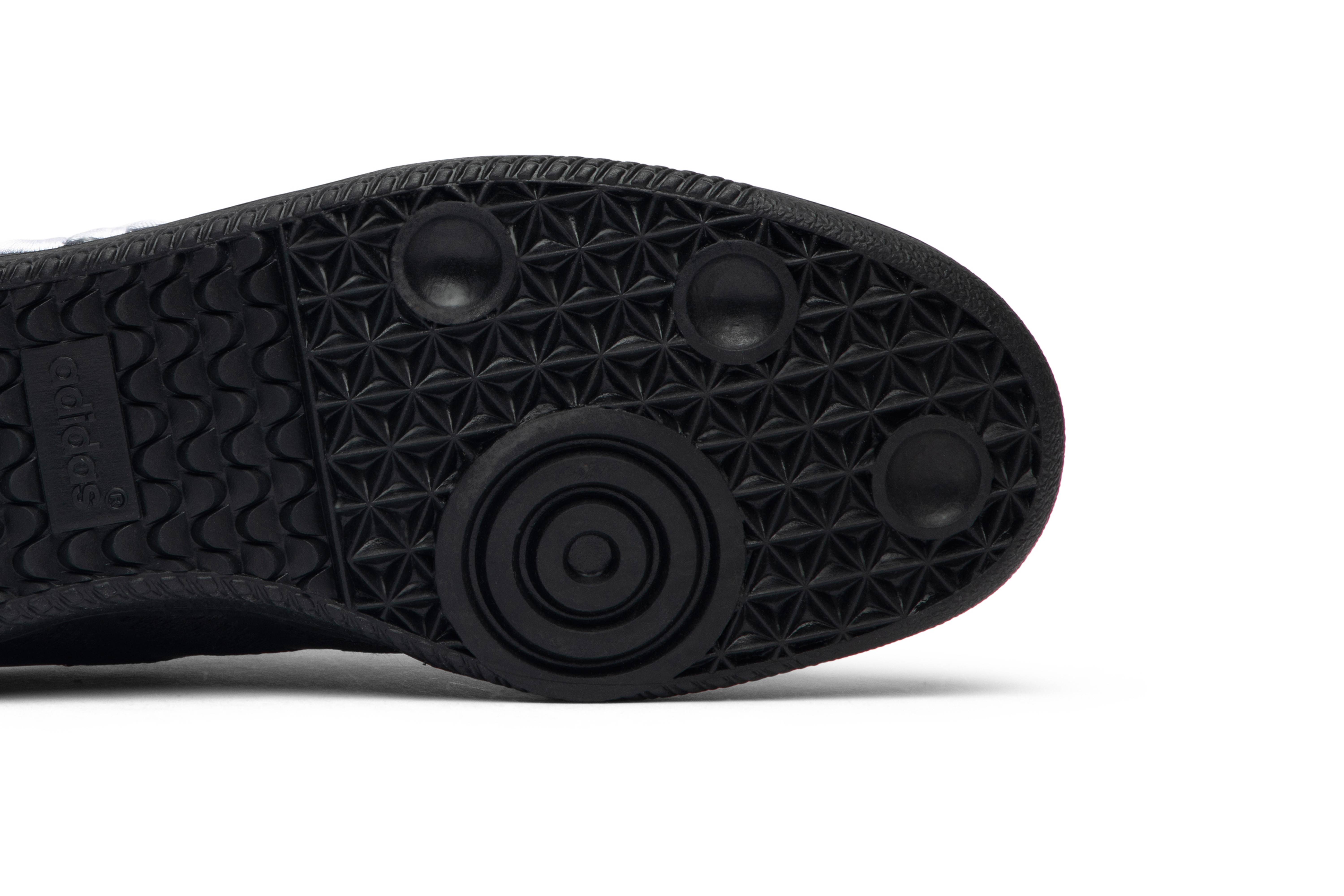 Purchase 플레져스 x 아디다스 삼바 "3D 자수" F35208