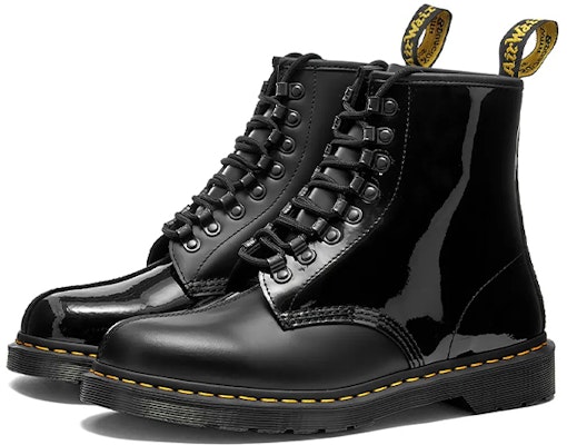Pleasures x Dr. Martens 1460 Smooth Patent Lamper 'Black' 25985001 Order Pleasures x Dr. Martens 1460 Smooth Patent Lamper 'Black' 25985001