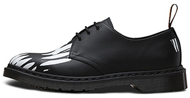 Pleasures x Dr. Martens 1461 'Teeth Backhand' Sepatu Klasik 25222009 Buy Pleasures x Dr. Martens 1461 'Teeth Backhand' Sepatu Klasik 25222009