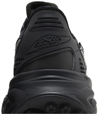 Pleasures x Puma Spirex 'Hitam' 396037-01 Sizing Pleasures x Puma Spirex 'Hitam' 396037-01