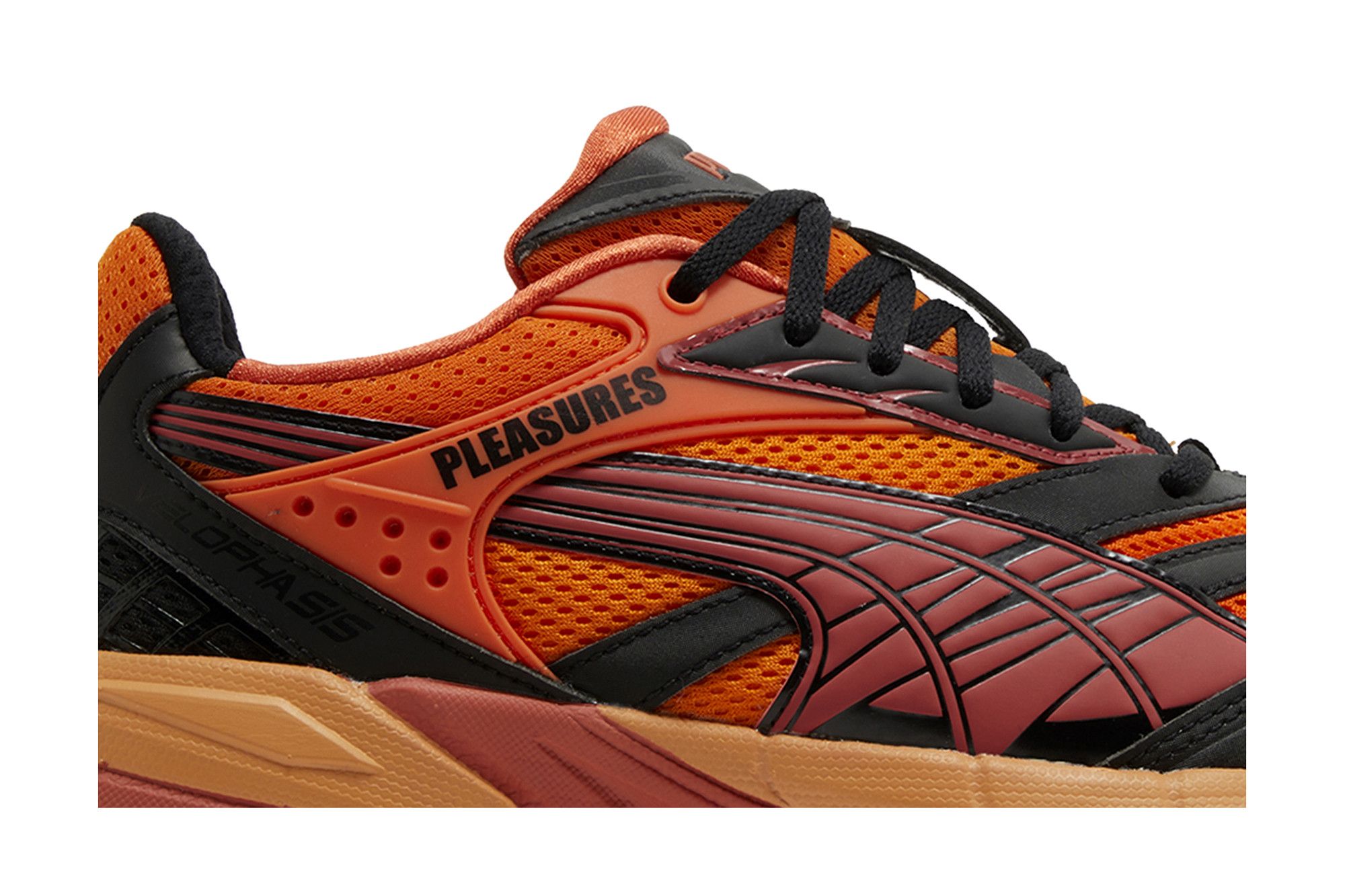 Order Pleasures x Puma Velophasis 'Layers' 393301-02
乐事 x 彪马 Velophasis '层次' 393301-02