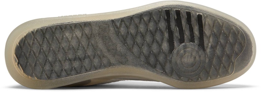 Pleasures x Reebok Club C Legacy zapatillas. GW2639 Shop Pleasures x Reebok Club C Legacy zapatillas. GW2639