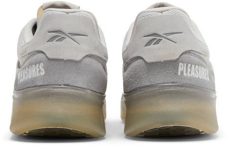 Pleasures x Reebok Club C Legacy zapatillas. GW2639 Details for Pleasures x Reebok Club C Legacy zapatillas. GW2639