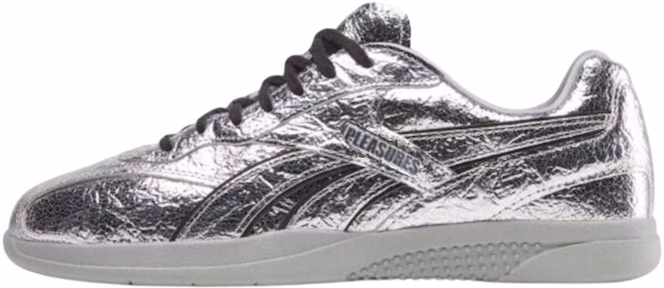 pleasures-x-reebok-hammer-street-silver-grey-100238498