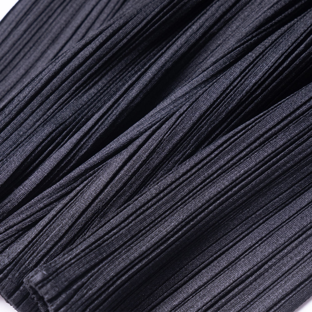 Details for PLEATS PLEASE ISSEY MIYAKE Seluar Hitam Pleated Unisex Fit Santai. PP55JF111-15