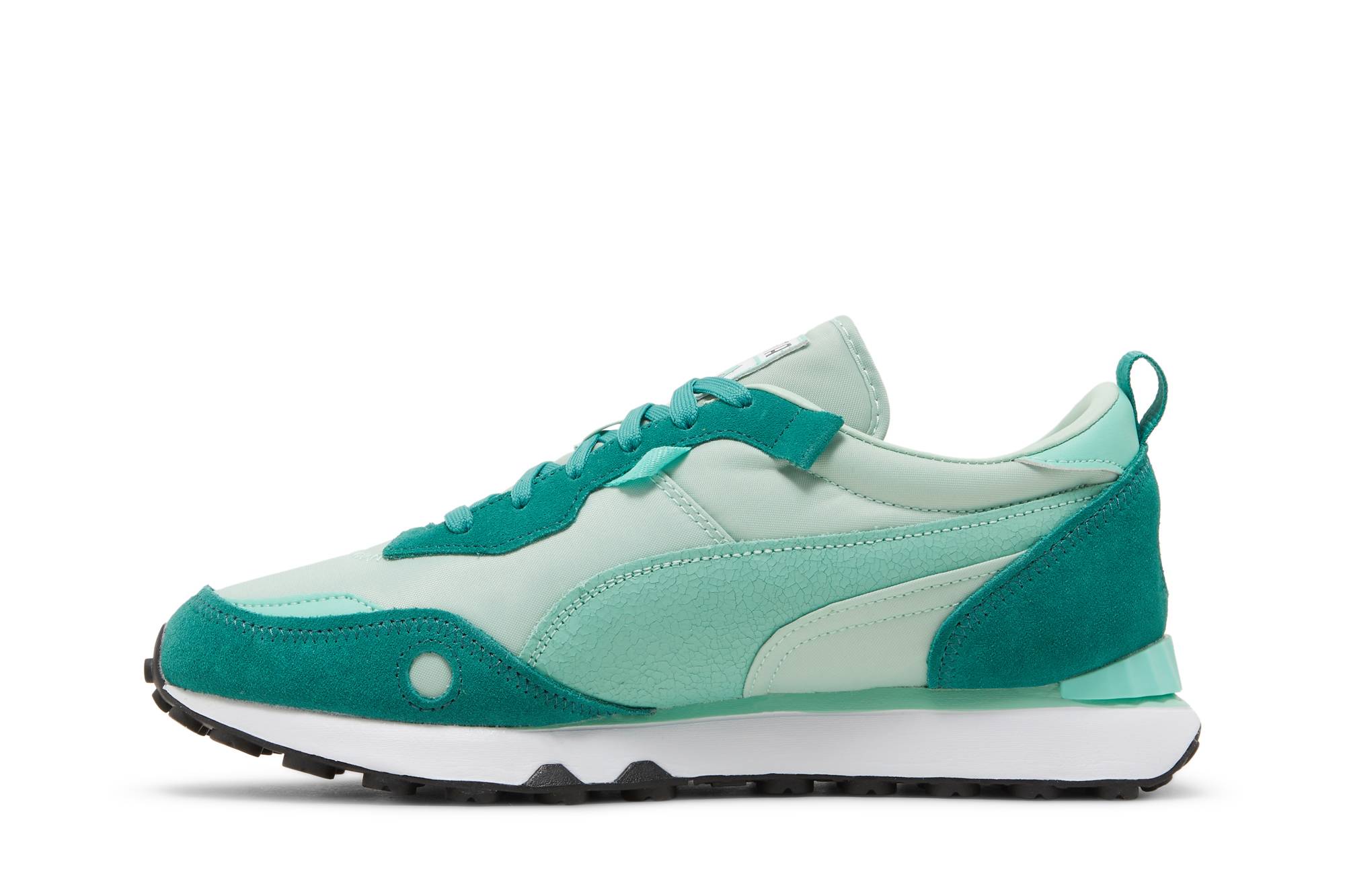 Lookbook Pokemon x Puma Rider FV 'Ivy/Holiday' Sneaker 387324-01