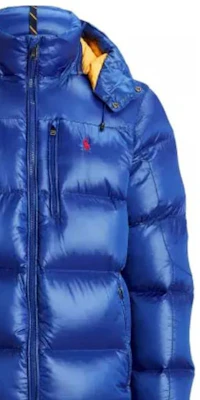 Polo Ralph Lauren 蓝色连帽羽绒夹克带标志刺绣. 710889904-003 Sizing Polo Ralph Lauren 蓝色连帽羽绒夹克带标志刺绣. 710889904-003