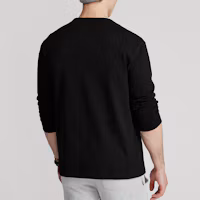 Purchase Polo Ralph Lauren Classic Black Long-Sleeve Crewneck T-Shirt for Men. MNPOTSH16820171-001
