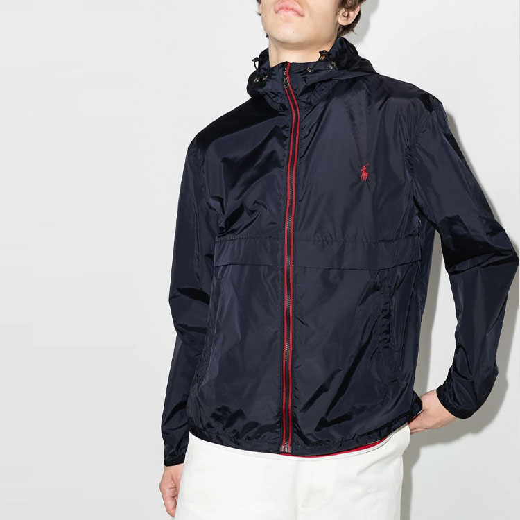 Lookbook Chaqueta Polo Ralph Lauren FW21 Logo Bordado Cremallera Azul Marino Hombre. 710832220002