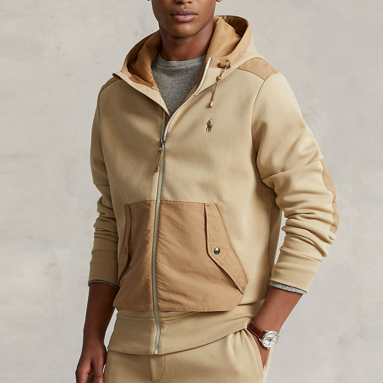 Lookbook Polo Ralph Lauren 2022秋冬棕色刺绣拼接连帽拉链夹克男款 MNPOKNI16822478-260