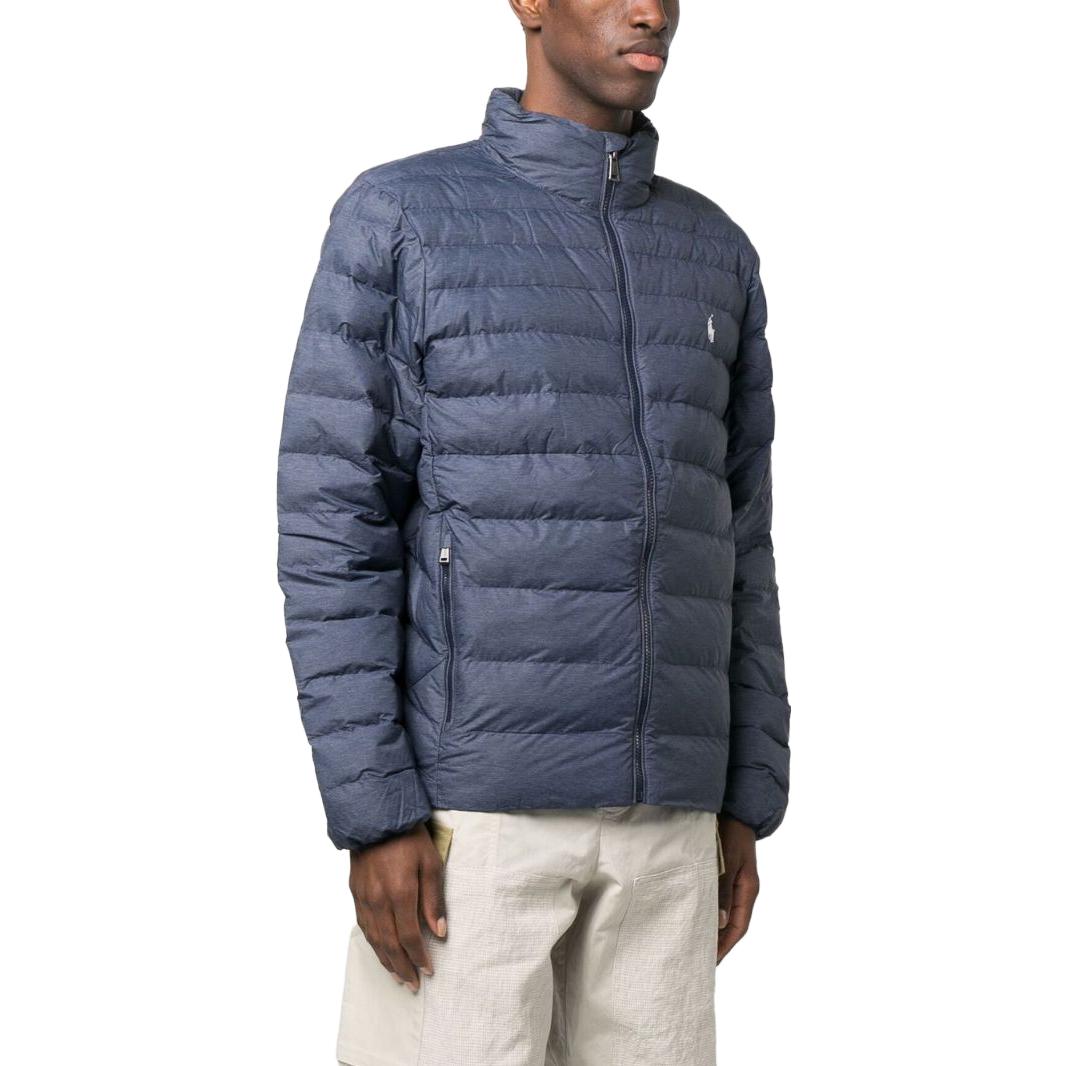 Purchase Polo Ralph Lauren FW22 Jaket Pria Logo Biru Berkerah Resleting Stand. 710810897-029