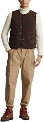 Polo Ralph Lauren FW23 棕色羊羔绒单排扣休闲马甲 710926993001 Lookbook Polo Ralph Lauren FW23 棕色羊羔绒单排扣休闲马甲 710926993001