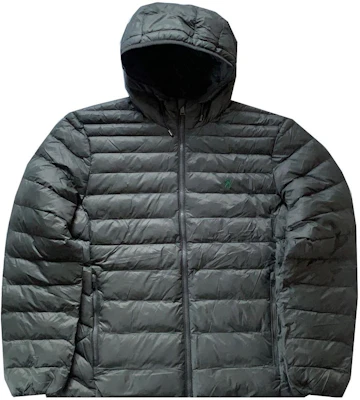Polo Ralph Lauren 男士灰色绗缝刺绣标志连帽外套。 710829156-006 Order Polo Ralph Lauren 男士灰色绗缝刺绣标志连帽外套。 710829156-006