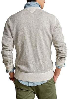 Polo Ralph Lauren SS22 Abu-Abu Sweater Lengan Panjang Warna Solid. 710850864002 Lookbook Polo Ralph Lauren SS22 Abu-Abu Sweater Lengan Panjang Warna Solid. 710850864002