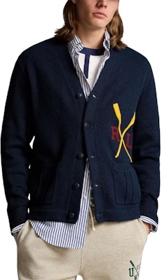 Polo Ralph Lauren SS24 海军蓝刺绣标志V领针织开衫男款 710941118-001 Lookbook Polo Ralph Lauren SS24 海军蓝刺绣标志V领针织开衫男款 710941118-001