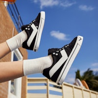 PONY Atop Bajo 'Negro' 241U1AT02BK Sizing PONY Atop Bajo 'Negro' 241U1AT02BK