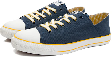 Lookbook Sepatu Kanvas Rendah Klasik PONY Biru 02M1SH03NB