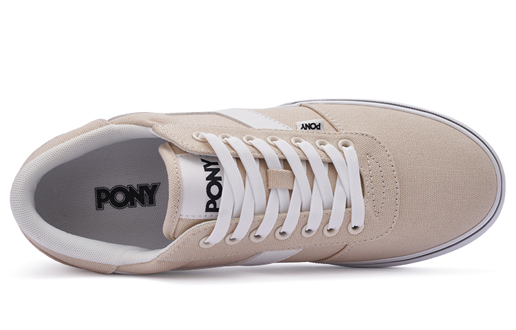 Lookbook PONY Classic Skate Low ''Beige'' Scarpe da Skate Beige. 231U1SK03BE