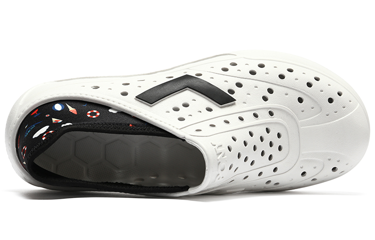 Shop PONY Enjoy Sandal 'Breathable White Black' 22U1SA06BK