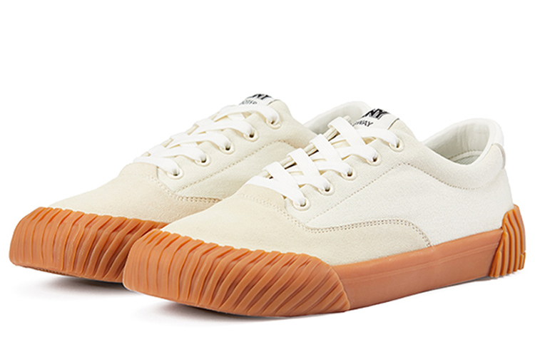 Lookbook PONY Low-Top Casual Sneaker 'Beige' 04M1SU03BE