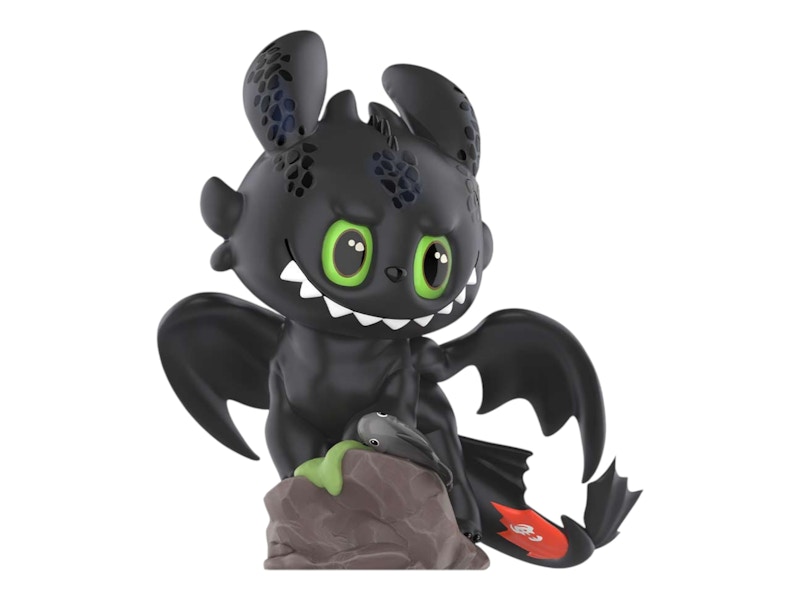 Pop Mart Labubu The Monsters How to Train Your Dragon Toothless (Regular Edition) Figure