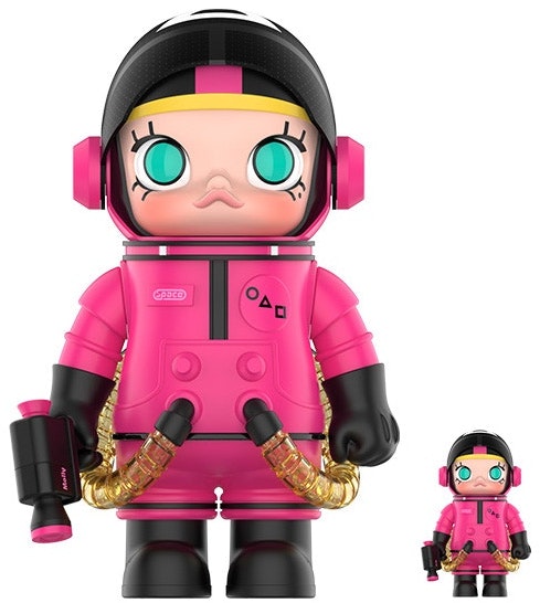 pop-mart-mega-space-molly-squid-game-masked-soldier-100-and-400-set
