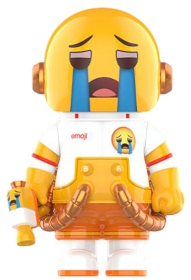 pop-mart-mega-space-molly-x-emoji-series-55555-100