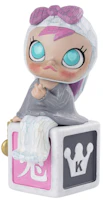 Pop Mart Molly 17th Anniversary Statue The Moon Rabbit Figure Pop Mart Molly 17th Anniversary Statue The Moon Rabbit Figure