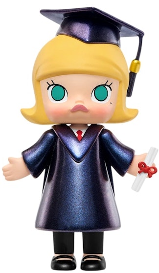 pop-mart-molly-happy-graduation-figure