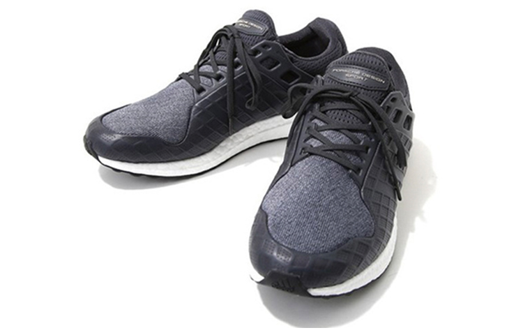 Lookbook 保时捷设计 x 阿迪达斯 UltraBoost 训练鞋「黑色」 S81204