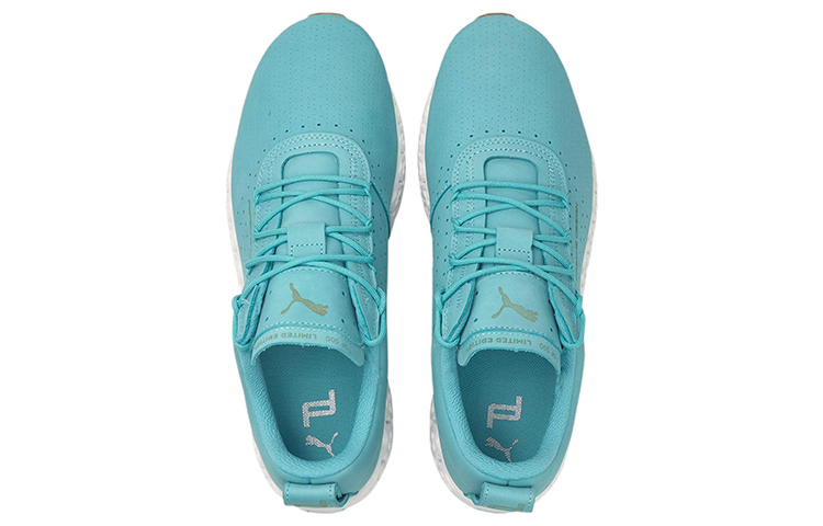 Lookbook Porsche Design x Puma XETIC N 'Porcelain' dalam warna Porcelain. 307055-02