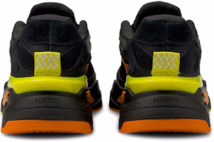 Shop 保時捷傳奇 x Puma RS-Fast《黑色胡蘿蔔》306773-01