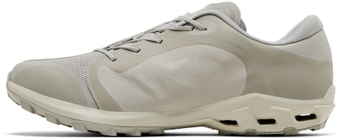 オン ランニング クラウドベンチャー ピーク ポスト アーカイブファクション アイスムーン 3ME30652971 Lookbook オン ランニング クラウドベンチャー ピーク ポスト アーカイブファクション アイスムーン 3ME30652971