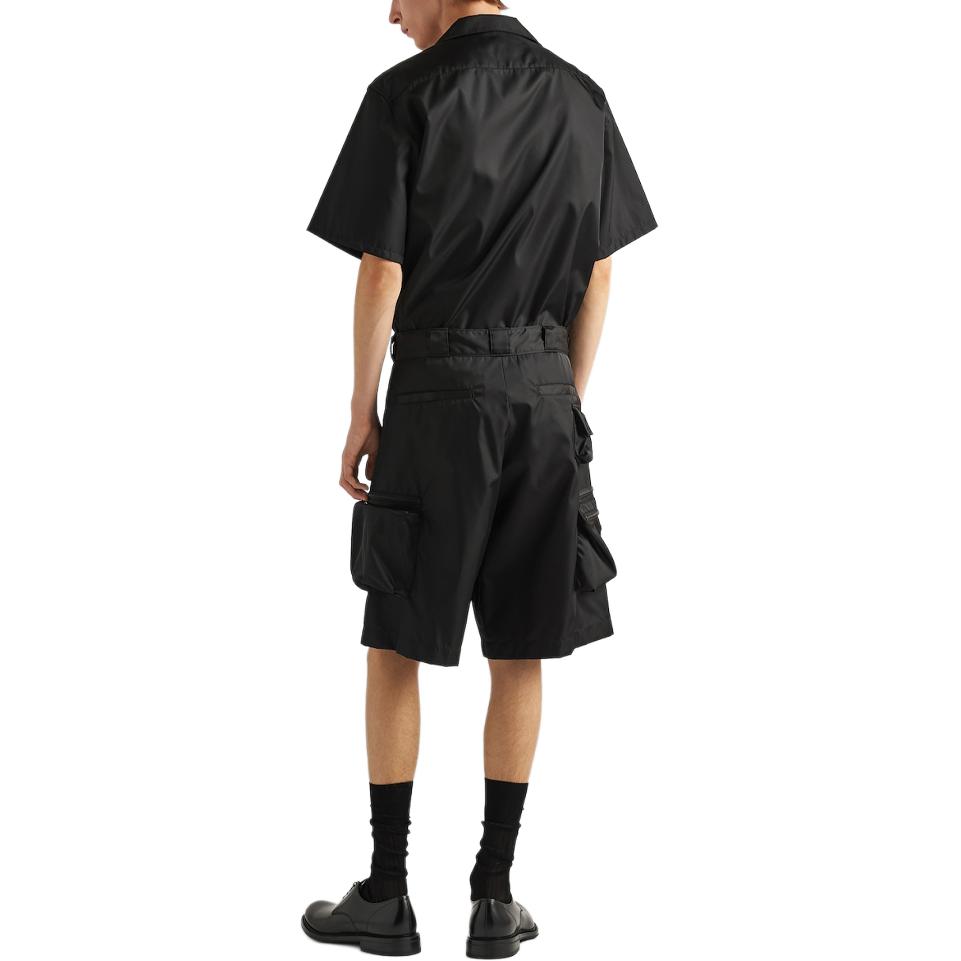 Shop 普拉达黑色休闲短裤带侧拉链口袋 SPH393-1WQ8-F0002-S-OOO