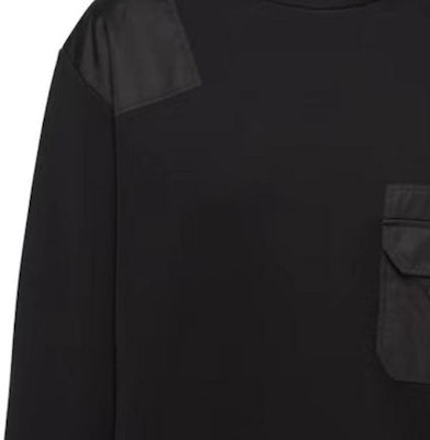 PRADA Baju Sweater Leher Bulat Hitam dengan Reka Bentuk Tampalan Warna. UJL35B-11JE-F0806-S-OOO Sizing PRADA Baju Sweater Leher Bulat Hitam dengan Reka Bentuk Tampalan Warna. UJL35B-11JE-F0806-S-OOO