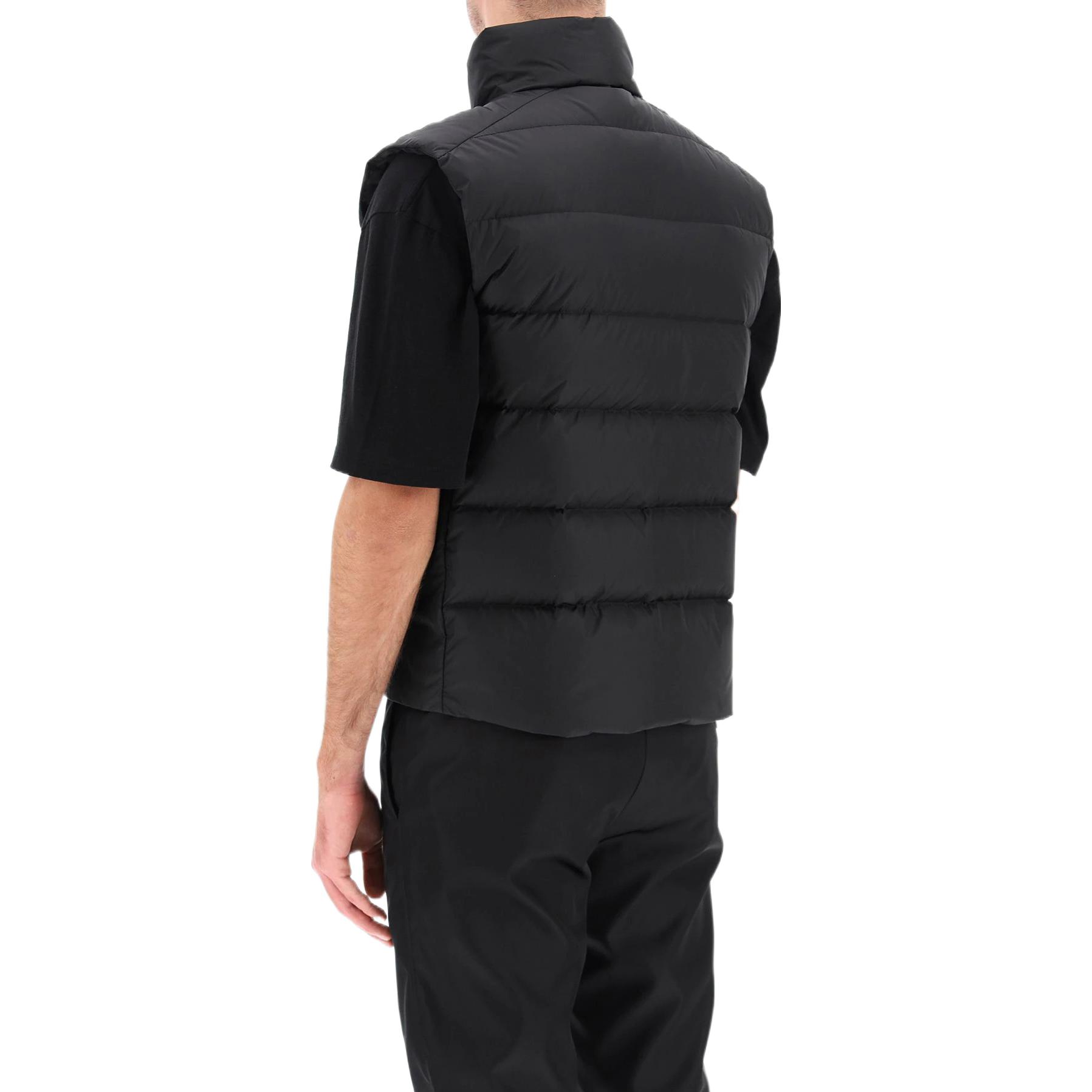 Details for PRADA 黑色羽絨背心附金屬標誌與立領設計。 SGB033-1WQ9-F0002-S-191