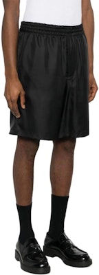 普拉达 黑色徽标松紧腰直筒休闲短裤 SPH3761QWCF0002 Purchase 普拉达 黑色徽标松紧腰直筒休闲短裤 SPH3761QWCF0002