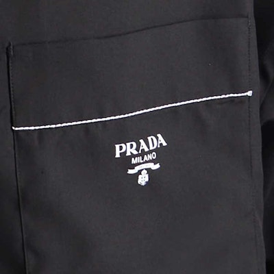 PRADA 黑色對比車線長袖襯衫 帶logo圖案印花 SC737-10HX-F0002-S-OOO Sizing PRADA 黑色對比車線長袖襯衫 帶logo圖案印花 SC737-10HX-F0002-S-OOO