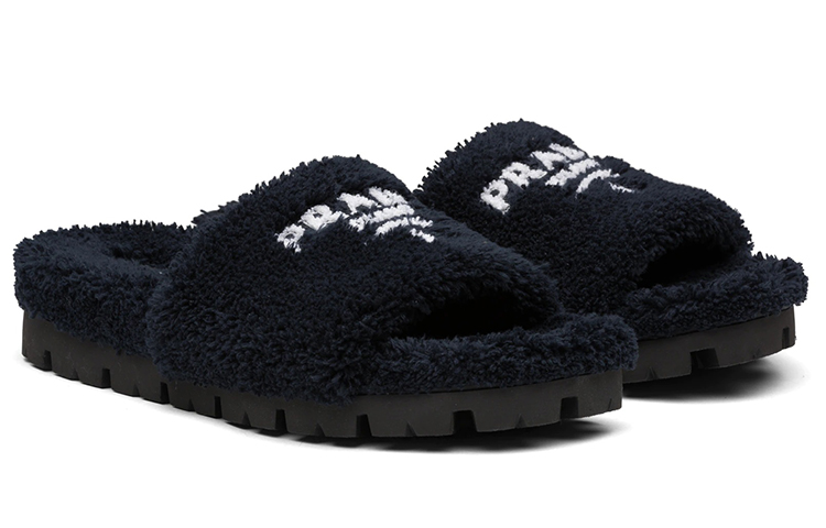 Lookbook 普拉达黑色绒面拖鞋 2X3065_H39_F0967