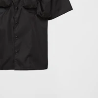 Details for PRADA Kemeja Hitam Lengan Pendek dengan Logo Segitiga Metal Badge. SC768-1WQ8_F0002-S-OOO