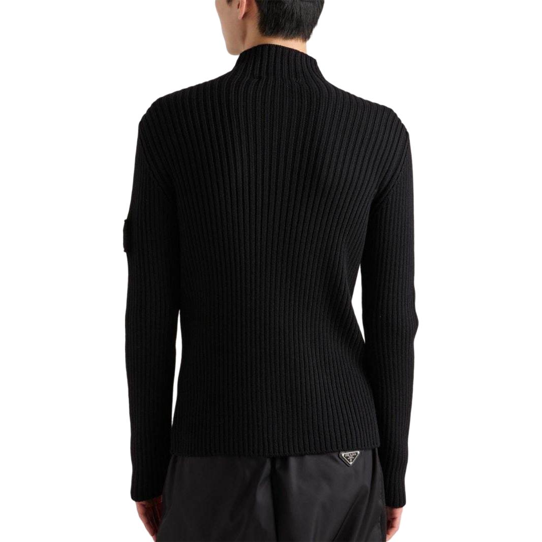 Shop PRADA  Sweater Hitam Slim-Fit Knit dengan Logo Patch. UMG355-15O6-F0002-S-OOO