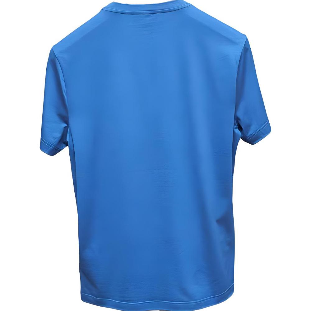 Lookbook 프라다 블루 로고 자수 반팔 크루넥 티셔츠. UJM564-1UOR-F0AFC-04-01-S-092