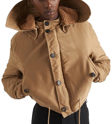 PRADA 棕色纯色连帽休闲夹克. SGC344-1V3W-F0594-S-232 Purchase PRADA 棕色纯色连帽休闲夹克. SGC344-1V3W-F0594-S-232