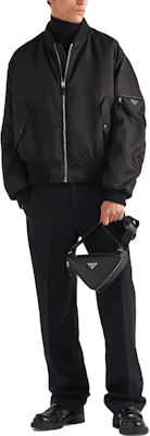 PRADA 休閒寬鬆版拉鍊棒球領夾克 黑色 SGB903S222-1WQ8-F0002 Shop PRADA 休閒寬鬆版拉鍊棒球領夾克 黑色 SGB903S222-1WQ8-F0002