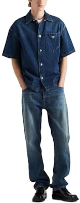 프라다 캐주얼 루즈 핏 스냅 버튼 셔츠 네이비 블루. GEC067_14EF_F0008_S_212 Lookbook 프라다 캐주얼 루즈 핏 스냅 버튼 셔츠 네이비 블루. GEC067_14EF_F0008_S_212