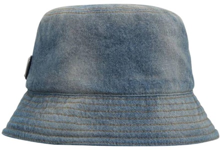 PRADA Topi Bucket Logo Klasik Biru. 2HC13712K1F0V3N Lookbook PRADA Topi Bucket Logo Klasik Biru. 2HC13712K1F0V3N