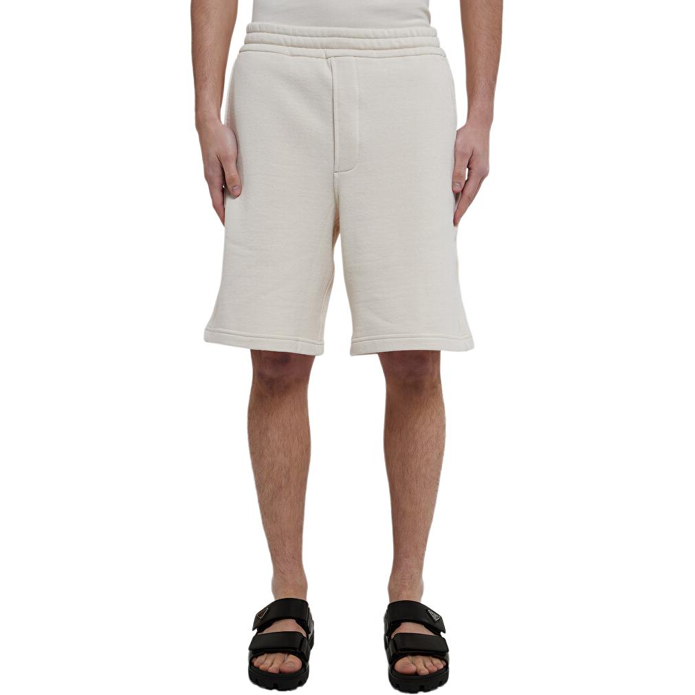 Lookbook PRADA 修身弹力腰带休闲短裤天然色. UJP22414LJF0018