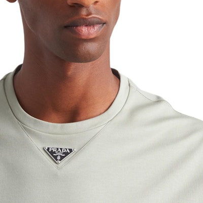 PRADA 그린 코튼 로고 크루넥 반팔 티셔츠 SS24 UJN86-1240-F0E1D-S-232 Details for PRADA 그린 코튼 로고 크루넥 반팔 티셔츠 SS24 UJN86-1240-F0E1D-S-232