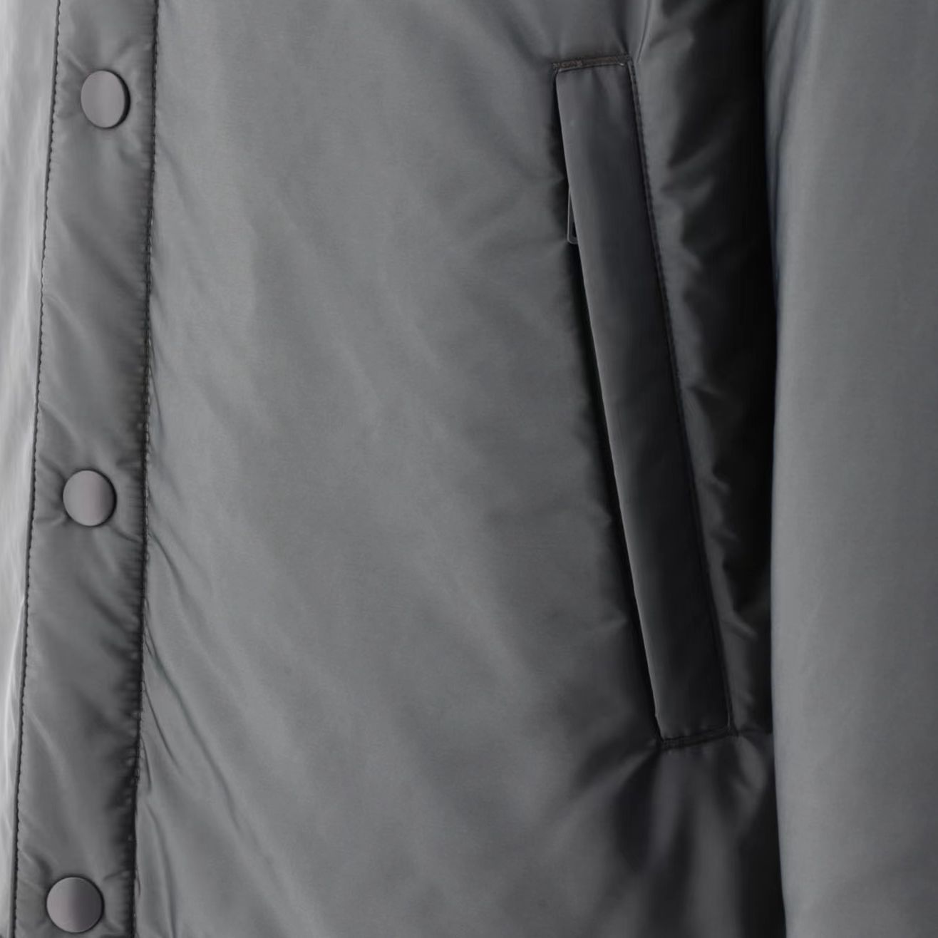 Purchase 普拉达灰色棉质字母印花单排扣夹克外套. SGN9142-107L-FOSU8